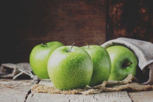 Jabłko zielone import